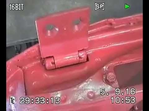 Видео: Ремонт дверей ВАЗ. Замена петель ВАЗ. Серия 2. Корч ВАЗ.