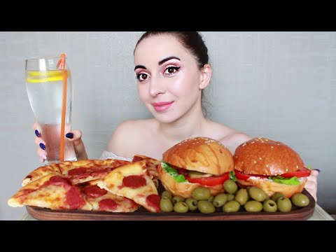 Видео: ПИЦЦА, СОЧНЕЙШИЕ БУРГЕРЫ / MUKBANG asmr / Ayka Emilly