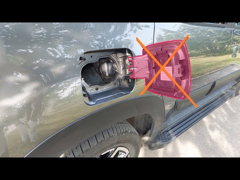 Видео: Не открывается лючок бензобака на Рено Дастер? Смотри как это исправить!!! #дастер #дастерпро