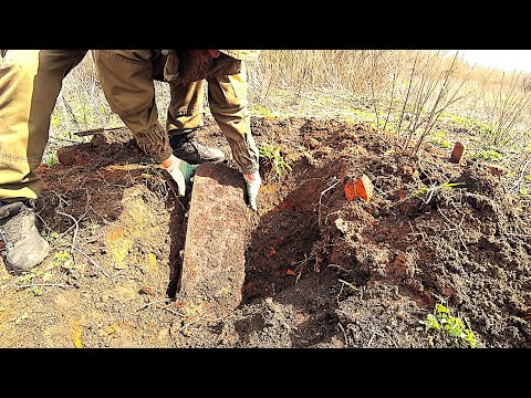 Видео: ТРЕТИЙ ГОД КОПАЮ ЭТО... НАШЁЛ ГОРЫ МЕТАЛЛА И ЕЩЁ НЕ ПРЕДЕЛ!!! Здесь он повсюду.