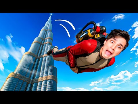 Видео: Я ПРОЛЕТЕЛ 999 999 999 КМ В ROBLOX! ЗАЛЕЗ И СПРЫГНУЛ С САМОЙ ВЫСОКОЙ БАШНИ В РОБЛОКСЕ!