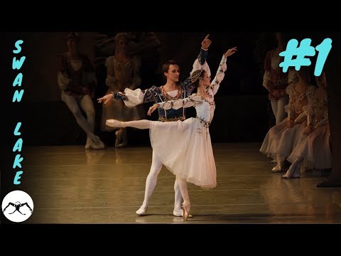 Видео: Мария Хорева - Балет Лебединое озеро (Петипа, Иванов) - Друзья принца/па де труа - Петр Чайковский