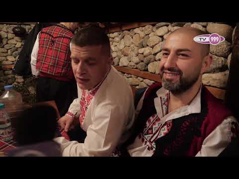 Видео: Калофер - Йордановден - Ледено мъжко хоро - 2019 г.