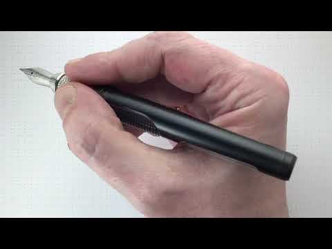 Видео: Обзор перьевой ручки S. T. Dupont 007, LE, 2004