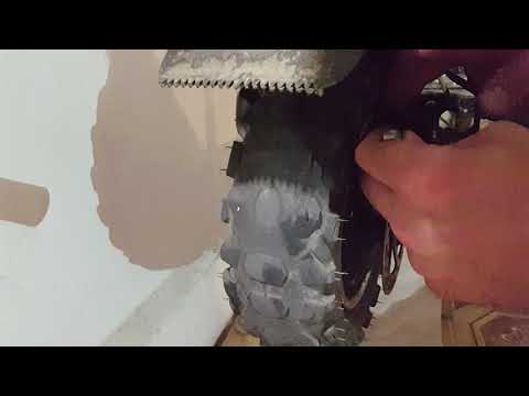 Видео: Kugoo M5 замена тормозных колодок. Без снятия суппорта.