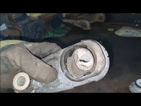 Видео: Замена нижней подушки двигателя 1.6 dCi R9M Renault Espace 5