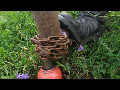 Видео: Как можно выдернуть столбы из земли!!!