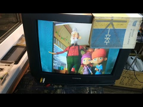 Видео: Кинескопный зомби. Ещё показывает, но уже давно мёртв.