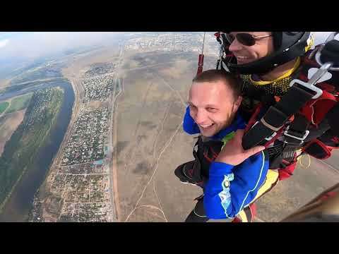 Видео: прыжок  с инструктором 2600 м. Средняя Ахтуба, Волгоградская обл