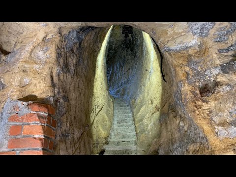 Видео: Удивительные приключения в заповеднике Чешский рай (Чехия)