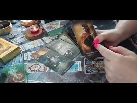 Видео: 👀💯👭 ВЗЕЛ ли е решение за вас 👨‍❤️‍💋‍👨🔥❤️ Любовно Таро 🧿