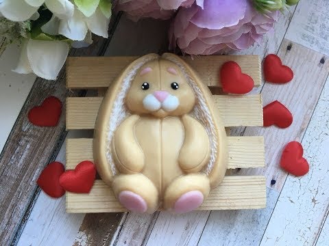 Видео: Мыловарение • Длинноухий зайка•Soap