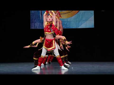 Видео: Образцовый хореографический анс."Аржаан",народно-стилизованный танец "Наездники"10-12лет