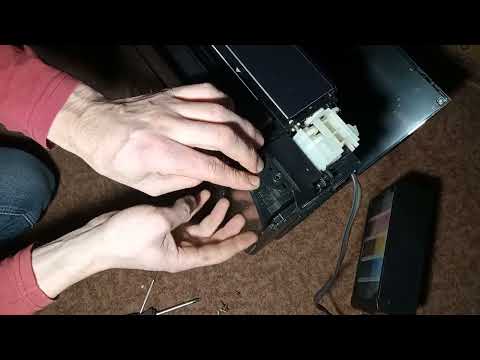 Видео: Принтер Epson XP-600 чистка или замена впитывающей чернила подкладки ( памперса )