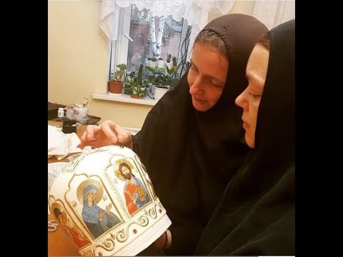 Видео: Лицевое шитье. Мастерская лицевого и золотного шитья во Введенском женском монастыре.