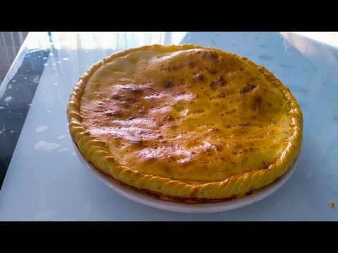 Видео: Тауық етінен жасалған бәліш. Мясной пирог.