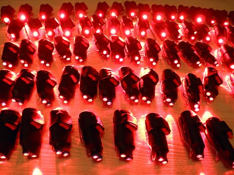 Видео: Вже зробили майже 1000 ліхтариків для фронту.