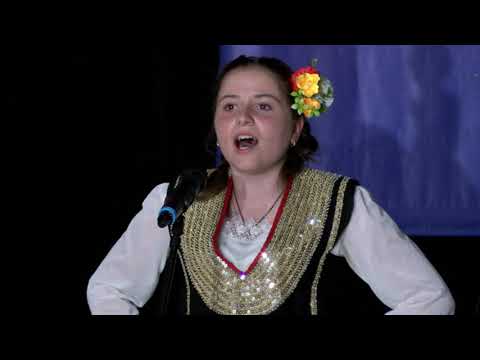 Видео: Цвета Бойкова Страхилова - солистка на ДЮФА "Граовче" - "Елено, чедо"