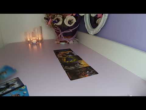 Видео: Послание за теб от него/нея !