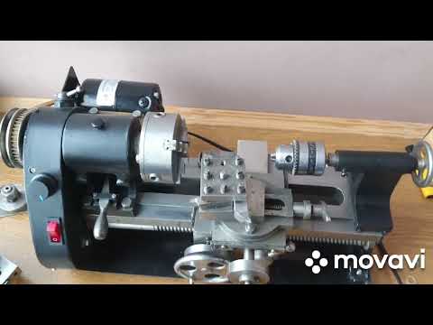 Видео: Настольный мини токарно винторезный станочек. мастерская на балконе.