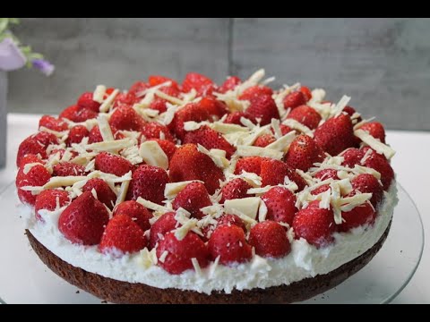 Видео: Клубничный торт без муки/Быстро и просто
