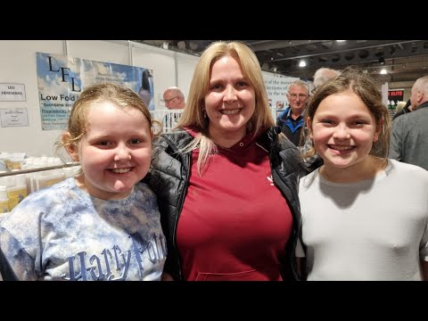 Видео: Выставка гоночных голубей Донкастера 2023