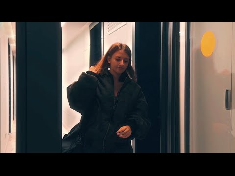 Видео: Карина Минор - Не курю