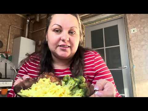 Видео: Как я буду отвечать на комментарии и с вами общаться! МУКБАНГ ПРОСТАЯ ЖИЗНЬ