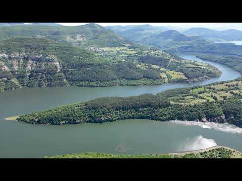 Видео: 💧🌄✨Арда в пълноводие: Епичното лице на Завоя подкова
