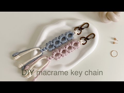 Видео: DIY | macrame key chain key ring Aztec sun bar knot | брелок в технике макраме