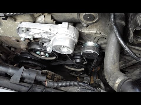 Видео: Как проверить ролики и натянуть ремень Porsche Cayenne [Порше Кайен] VW Touareg [Туарег]