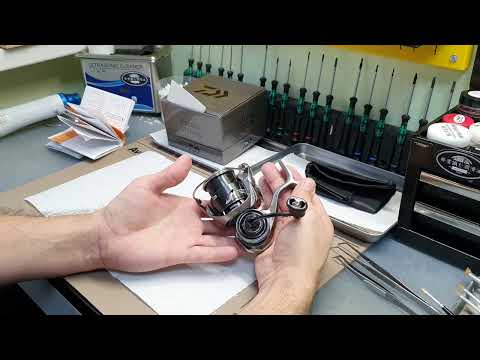 Видео: Daiwa 25 Caldia 2500S обзор/разбор/впечатления