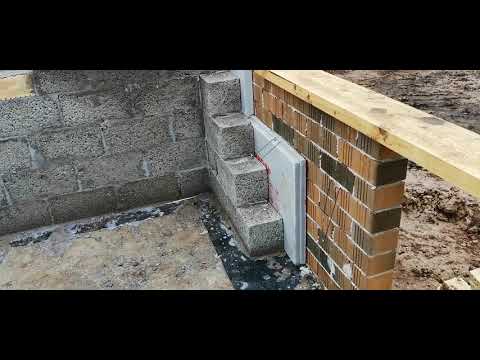 Видео: Стена из керамзитного блока. Что лучше, как лучше?