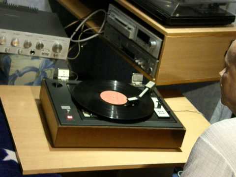 Видео: Проигрыватель Мелодия-104 от блочного стереокомплекса