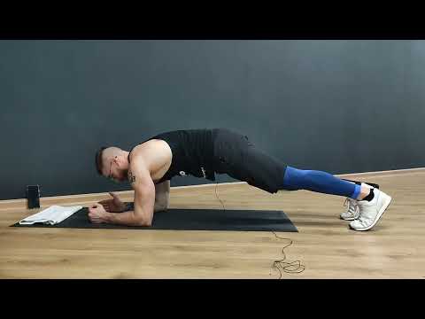 Видео: Как делать планку? - Планка на локтях