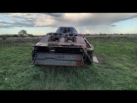 Видео: Брошенный БТР 
