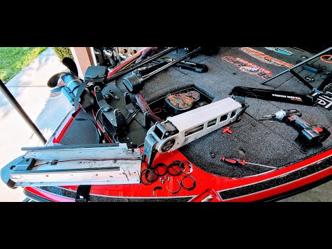 Видео: Как заменить втулки заднего шарнира на Minn Kota Ultrex и Fortrex