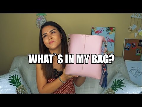 Видео: Какво нося в чантата си? I What's In My Bag? | Dayana Hristova 4