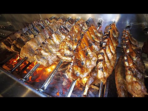 Видео: В год используется 155 тонн мяса! Аутентичное техасское бразильское барбекю / корейская уличная еда