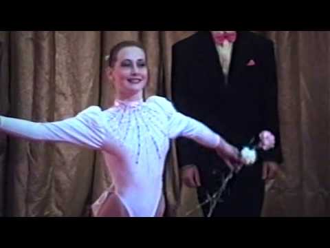 Видео: Виктория Боллан / Гимнастка на трапеции (1993)