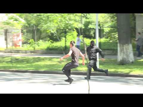 Видео: Задержания людей в Алматы, 21 мая 2016: протесты по "земельному вопросу"