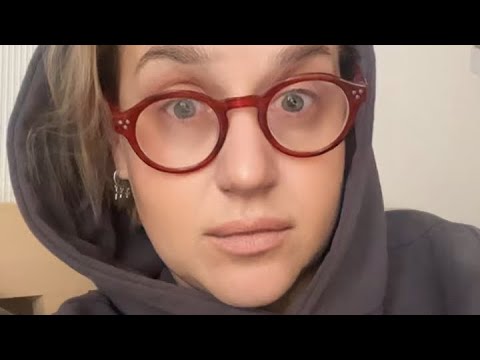 Видео: Общественный транспорт на острове Крит.