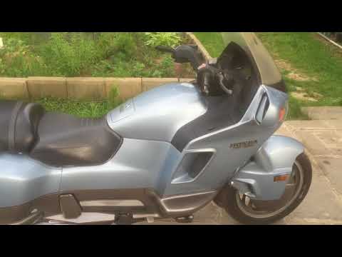 Видео: HONDA PC800 PACIFIC COAST.  Не идеальный, но универсальный мотоцикл.