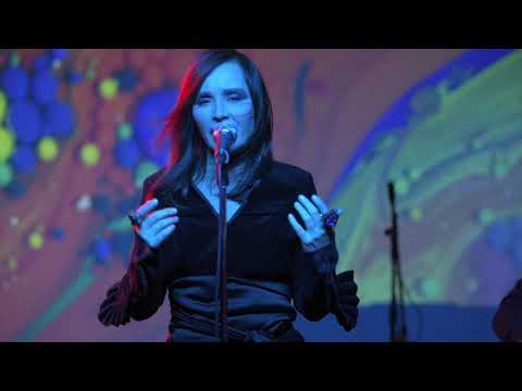 Видео: Irina Florin - Вчерашни цветя (Любовен концерт) (Official Concert Video)