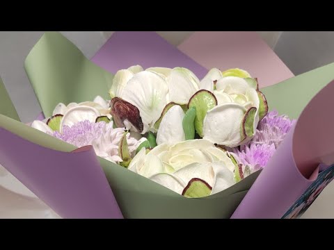Видео: Два букета из зефира.