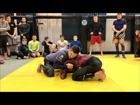 Видео: Анаконда. Удушающий приём ( Лев Гладких )