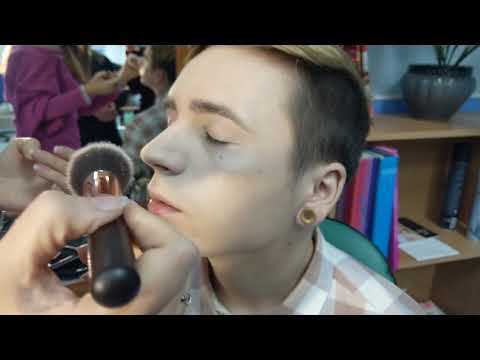 Видео: Мужской макияж Nude