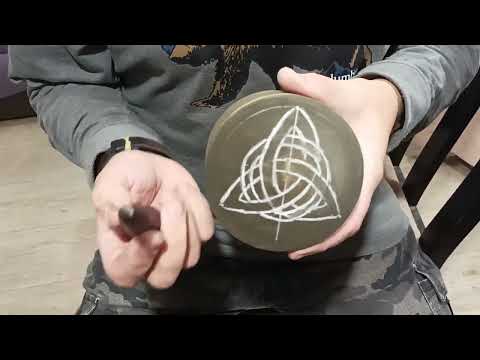 Видео: Резьба по дереву. Шкатулки, руны.