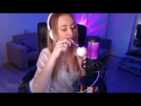 Видео: ASMR TRIGGERS A SHOWER  Part 2 🚿 АСМР ТРИГГЕРЫ ДУША Часть 2