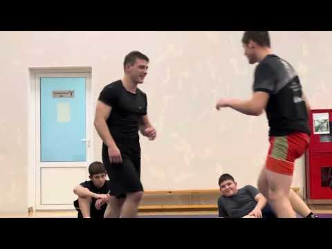 Видео: Роман Феликсович 